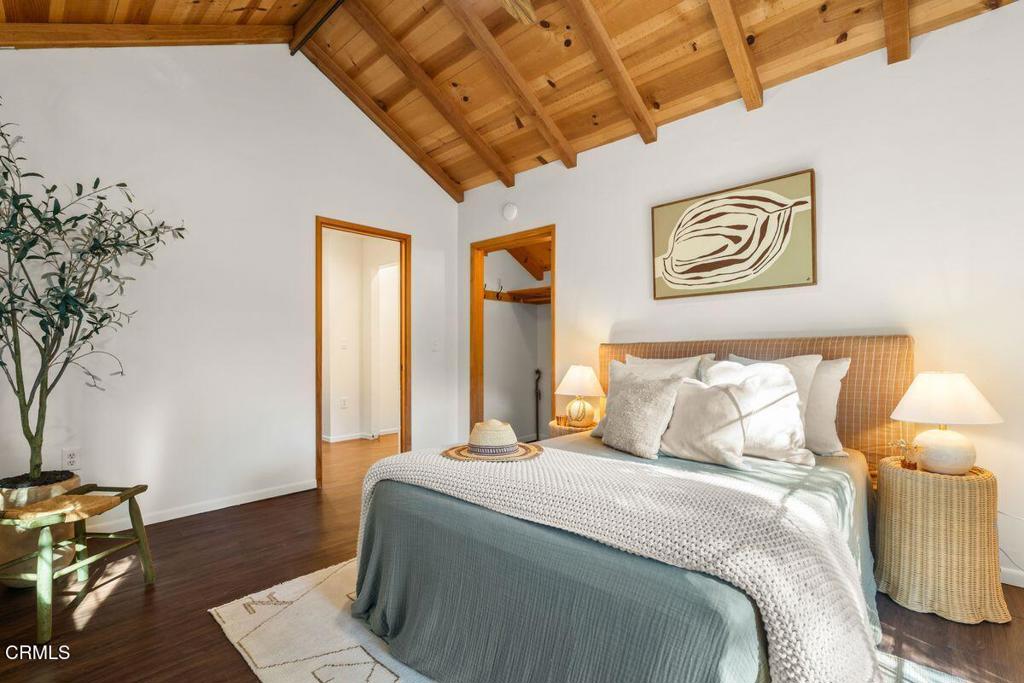 MLS #V1-33729 image #34