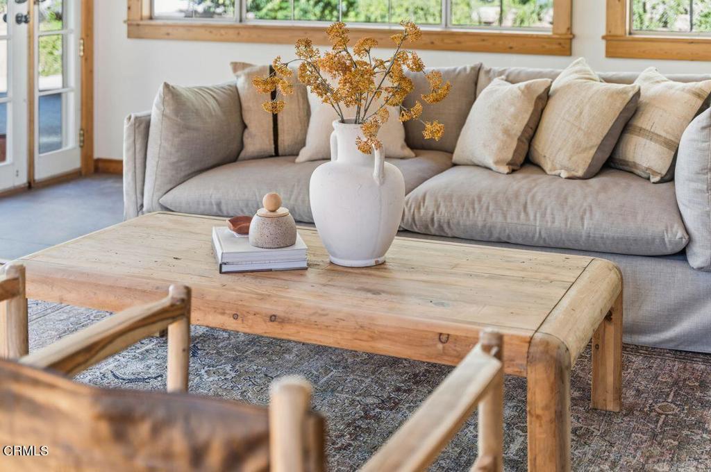 MLS #V1-33729 image #9