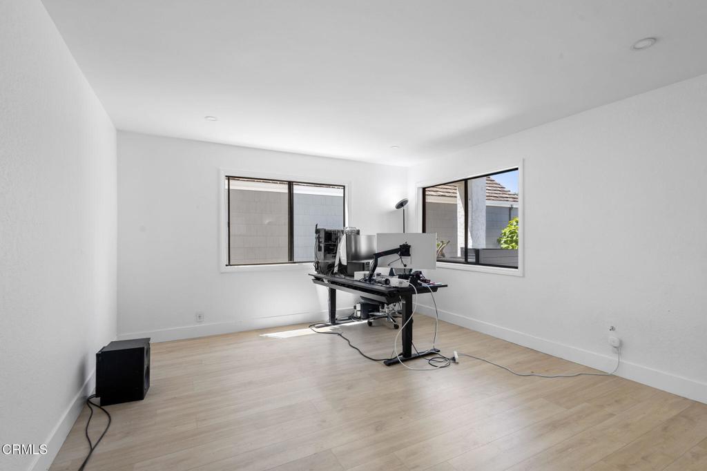 MLS #V1-33730 image #14