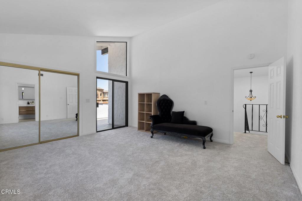 MLS #V1-33730 image #24