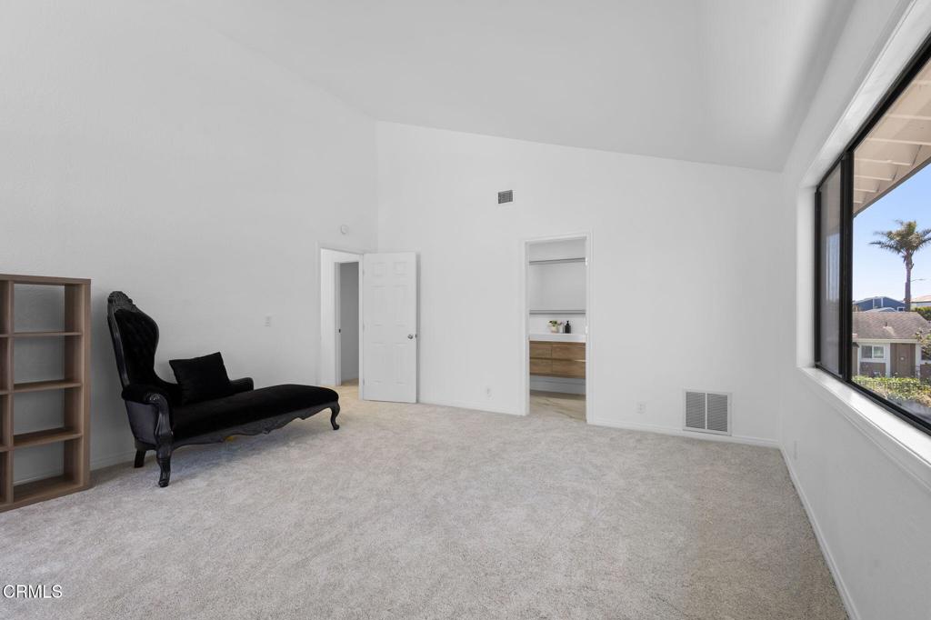 MLS #V1-33730 image #25