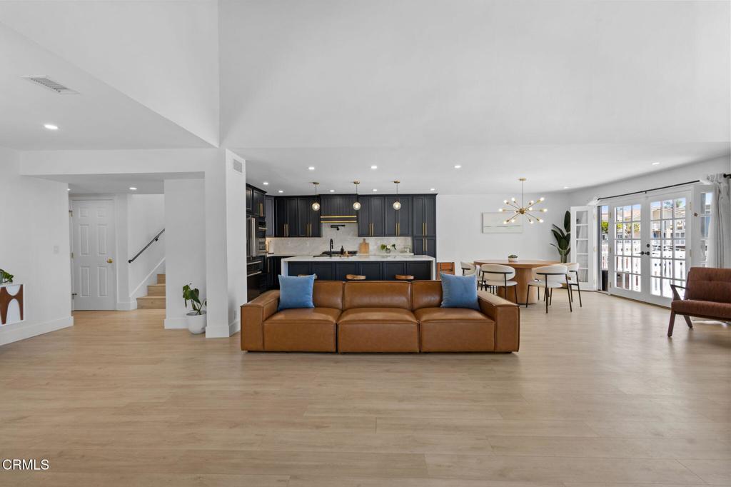 MLS #V1-33730 image #7