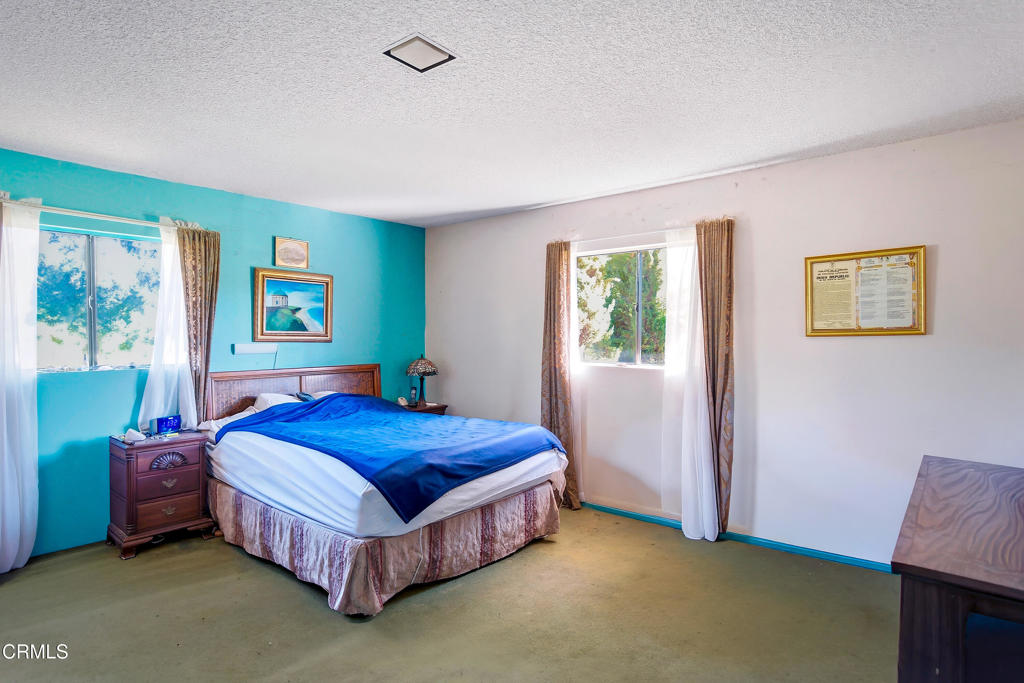 MLS #V1-33736 image #31