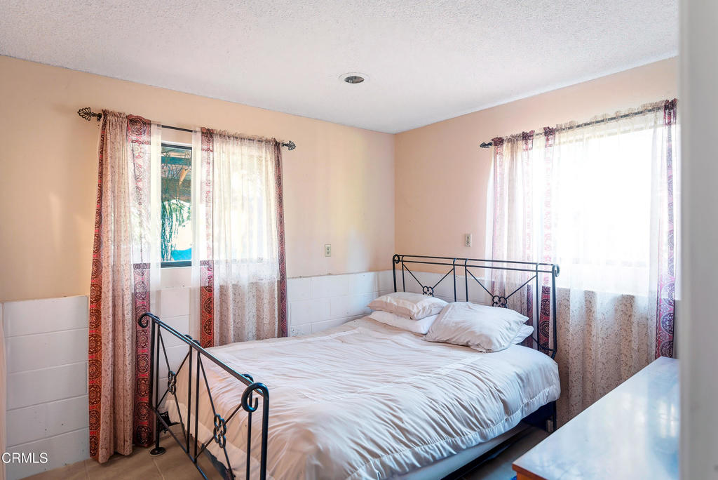 MLS #V1-33736 image #39