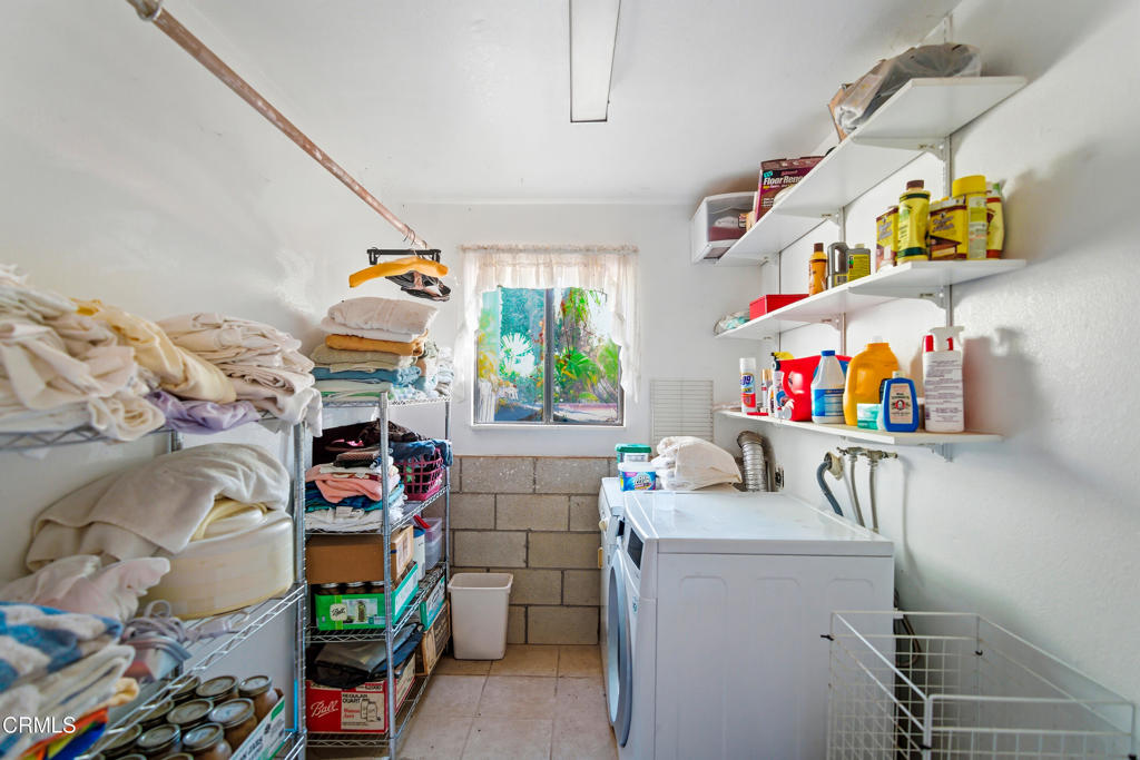 MLS #V1-33736 image #40