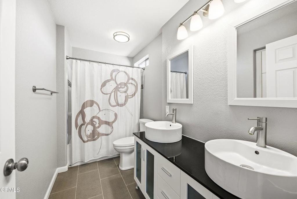 MLS #V1-33748 image #21