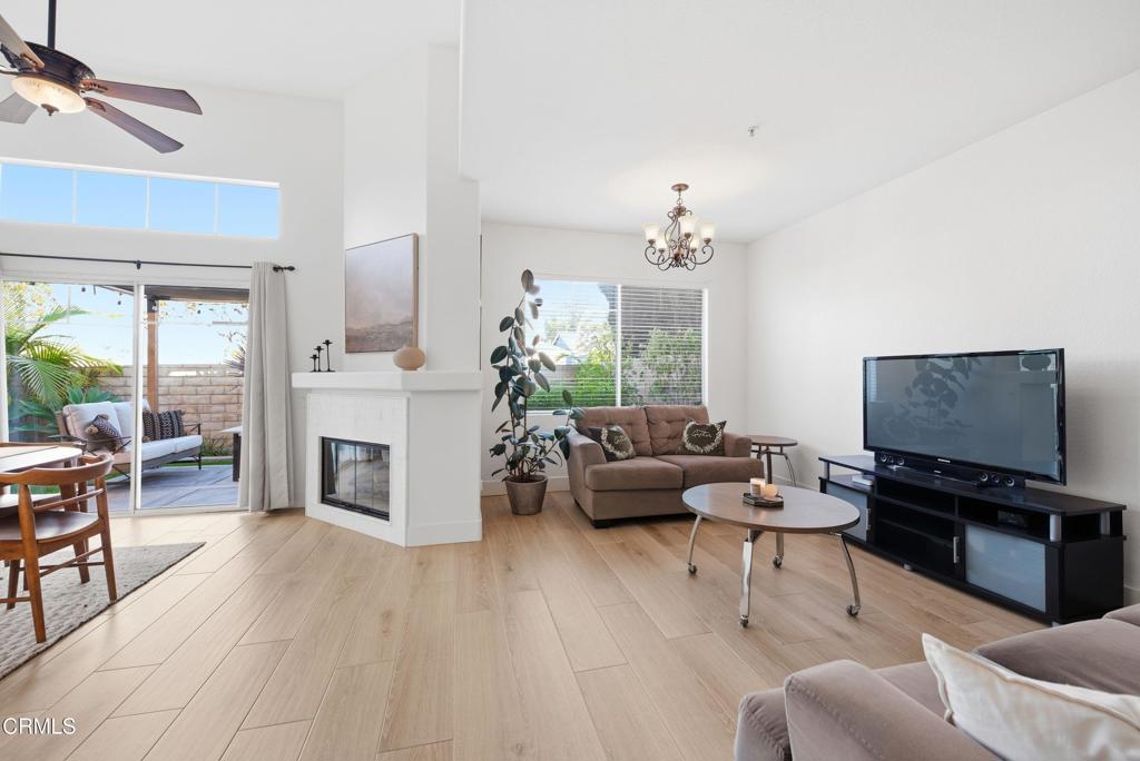 MLS #V1-33748 image #8