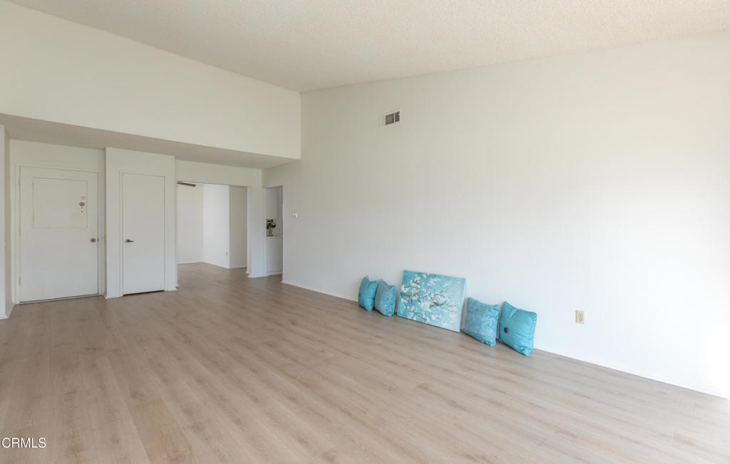 MLS #V1-33757 image #19