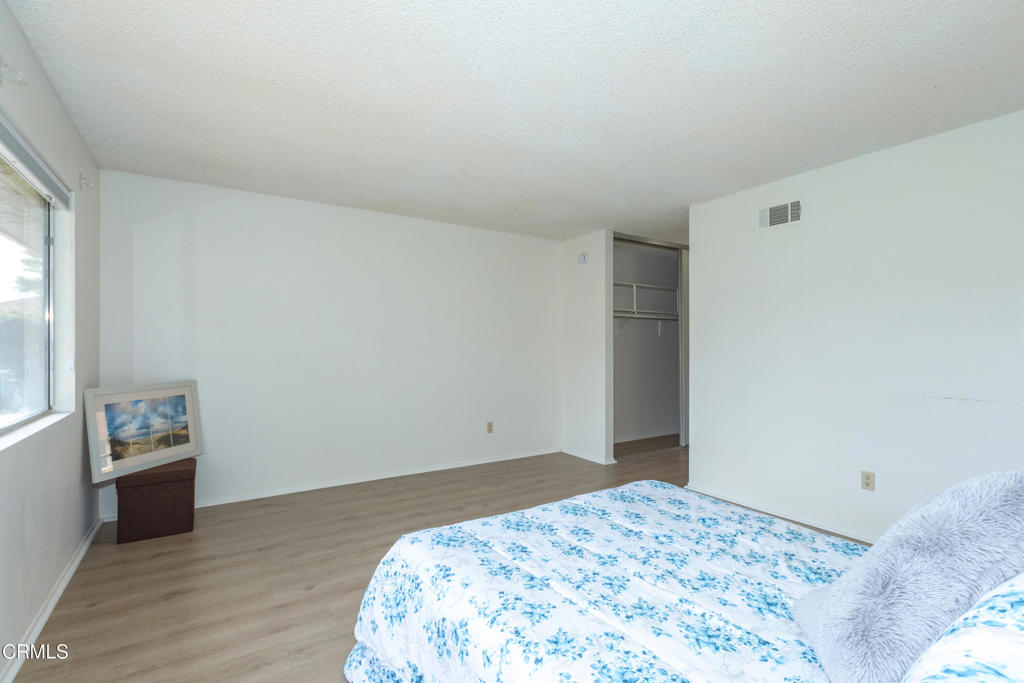 MLS #V1-33757 image #28