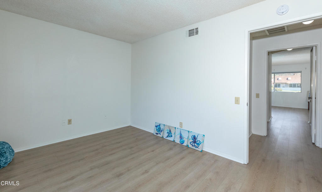 MLS #V1-33757 image #35