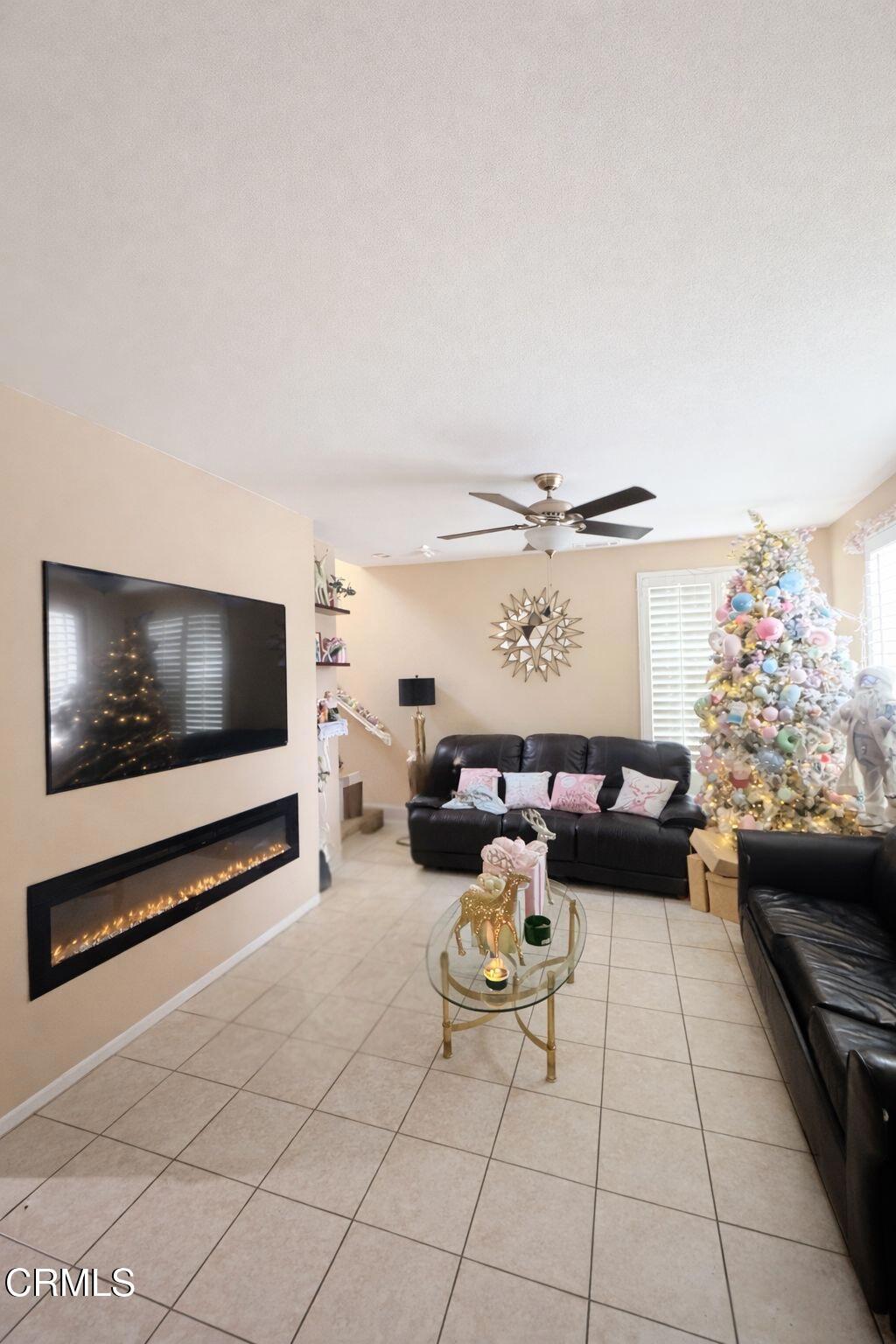 MLS #V1-33775 image #2