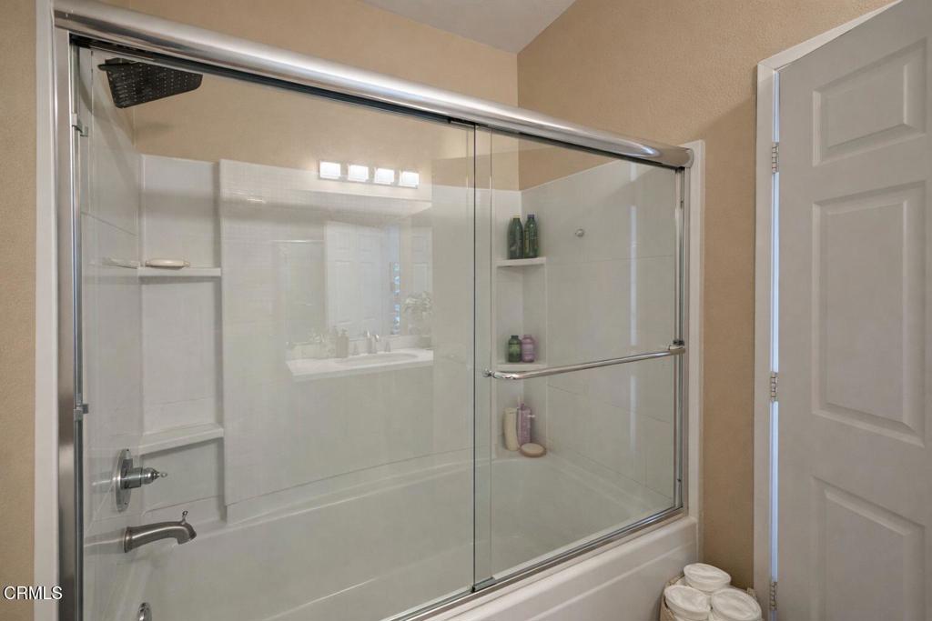 MLS #V1-33775 image #7