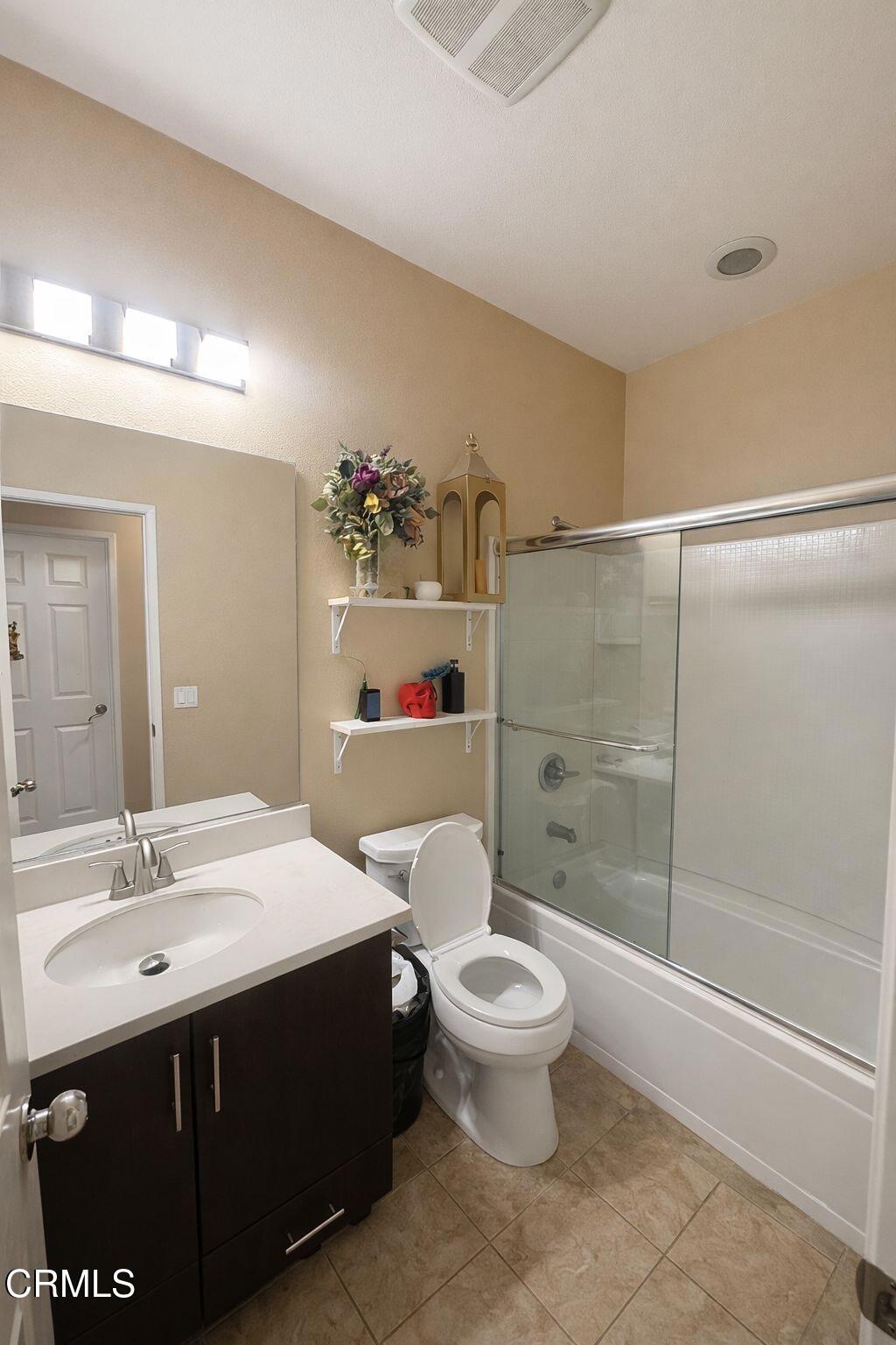 MLS #V1-33775 image #8