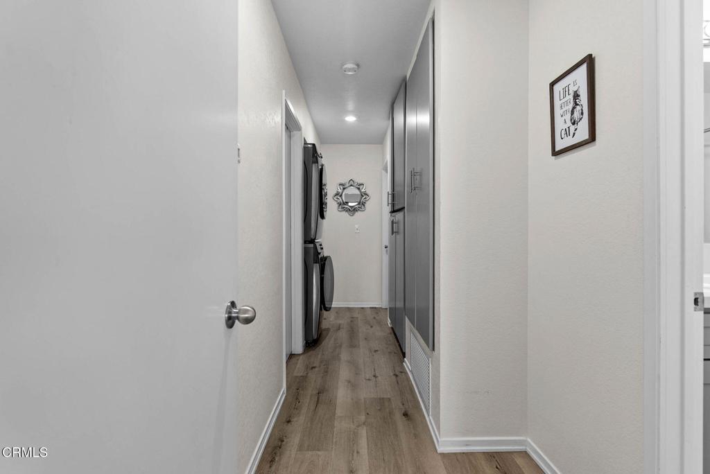 MLS #V1-33792 image #9