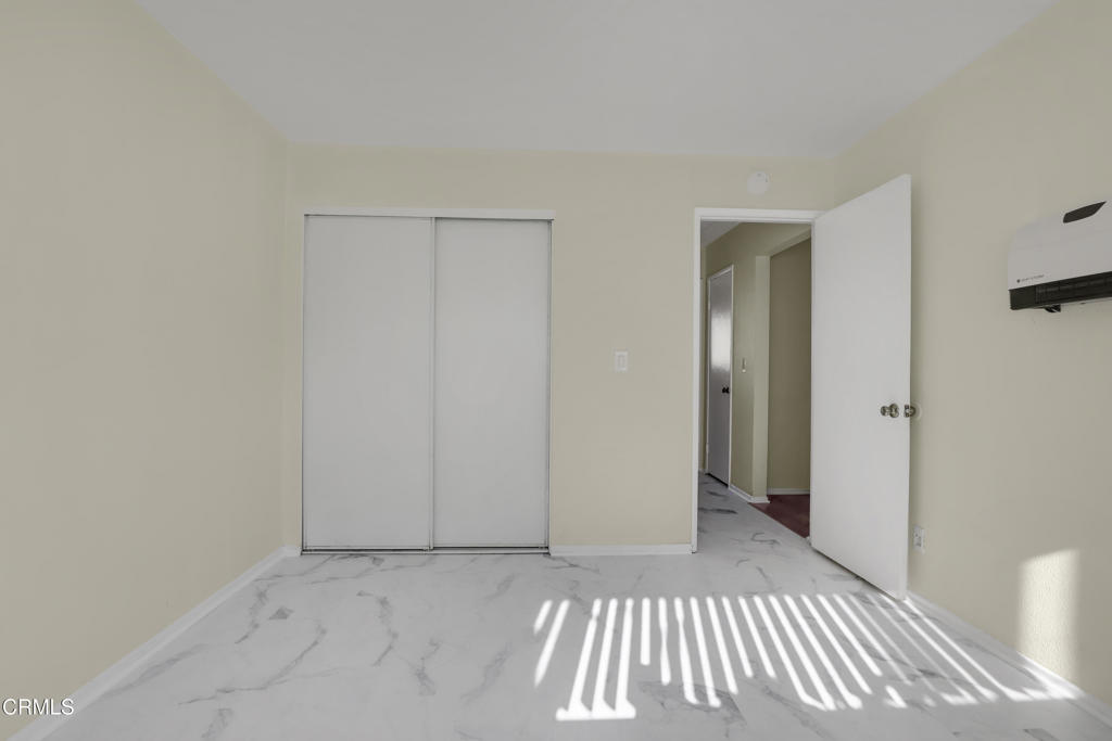 MLS #V1-33804 image #14