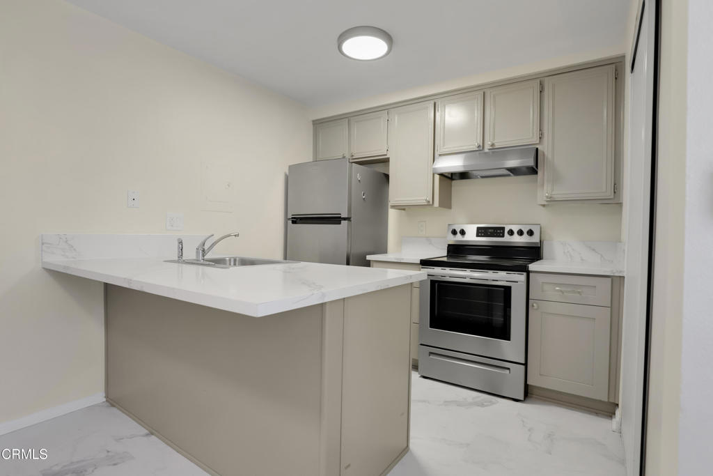 MLS #V1-33804 image #8