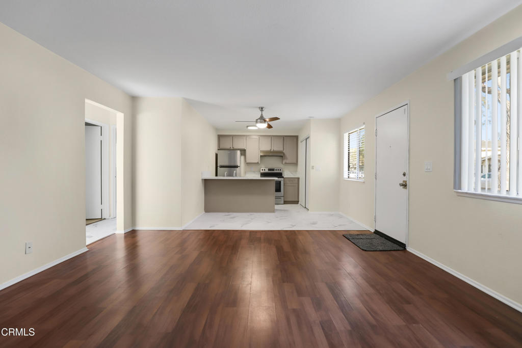 MLS #V1-33804 image #9