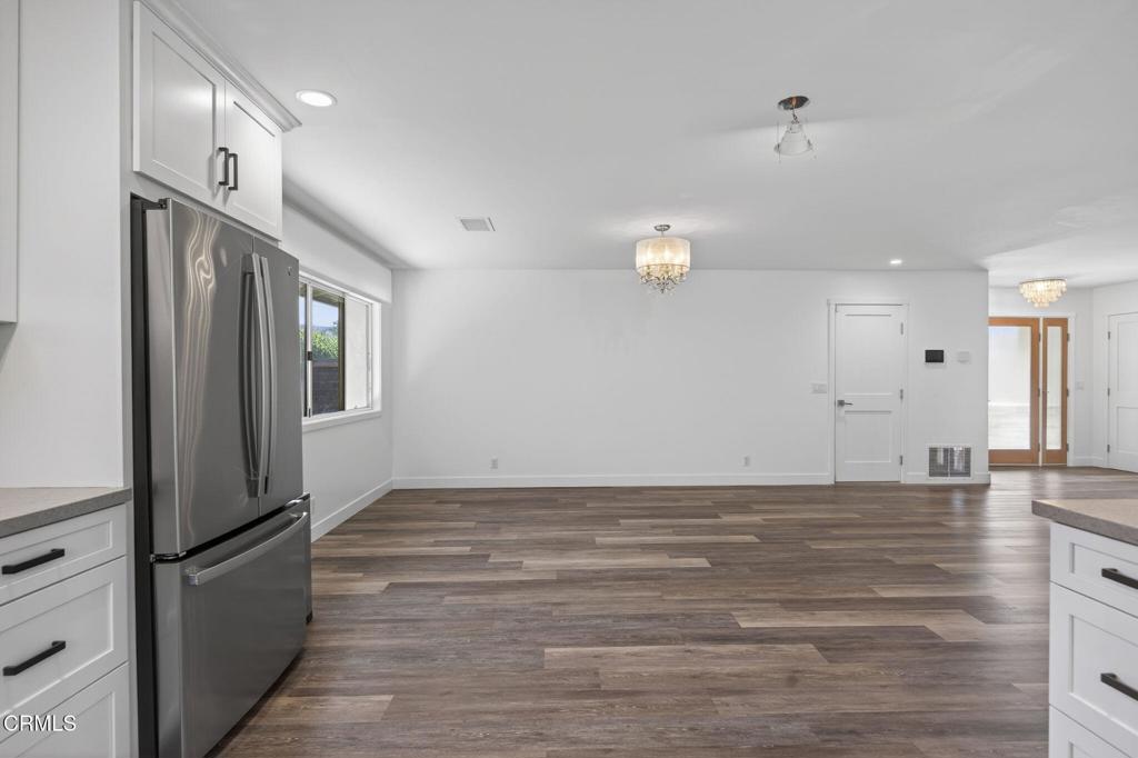 MLS #V1-33813 image #16