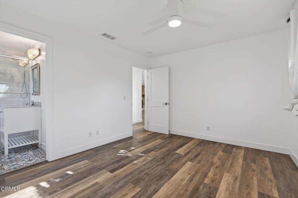 MLS #V1-33813 image #24