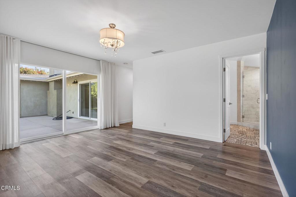 MLS #V1-33813 image #31