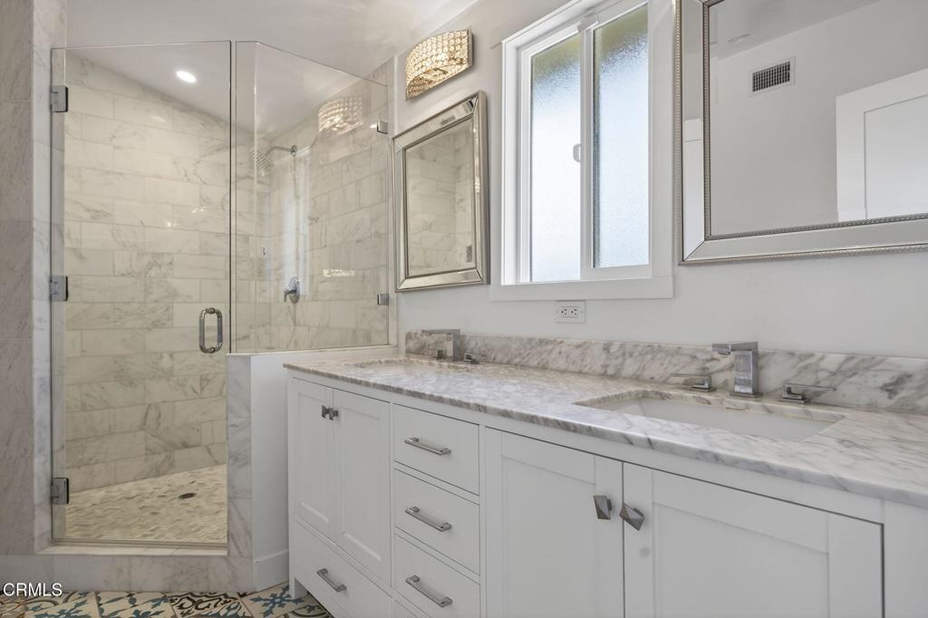 MLS #V1-33813 image #33