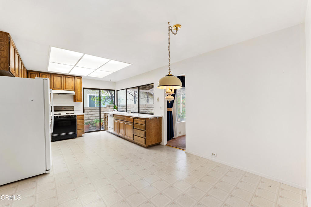 MLS #V1-33819 image #13