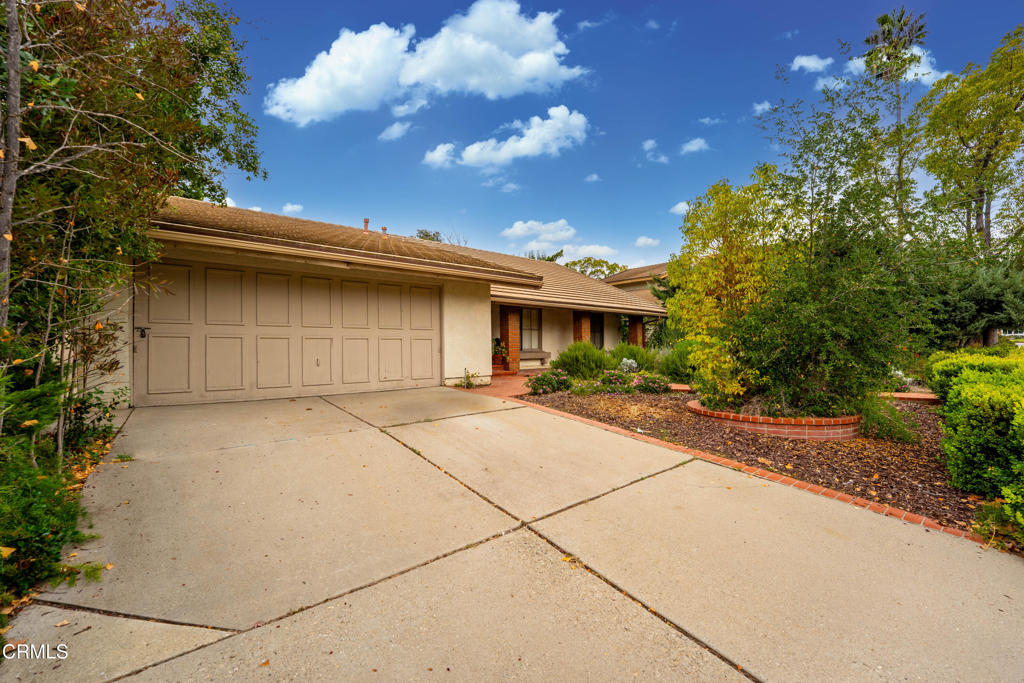 MLS #V1-33819 image #3