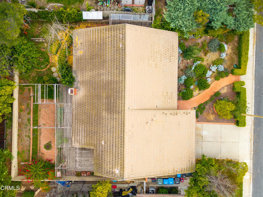 MLS #V1-33819 image #32