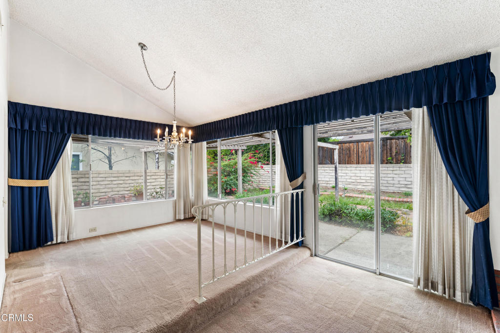 MLS #V1-33819 image #9