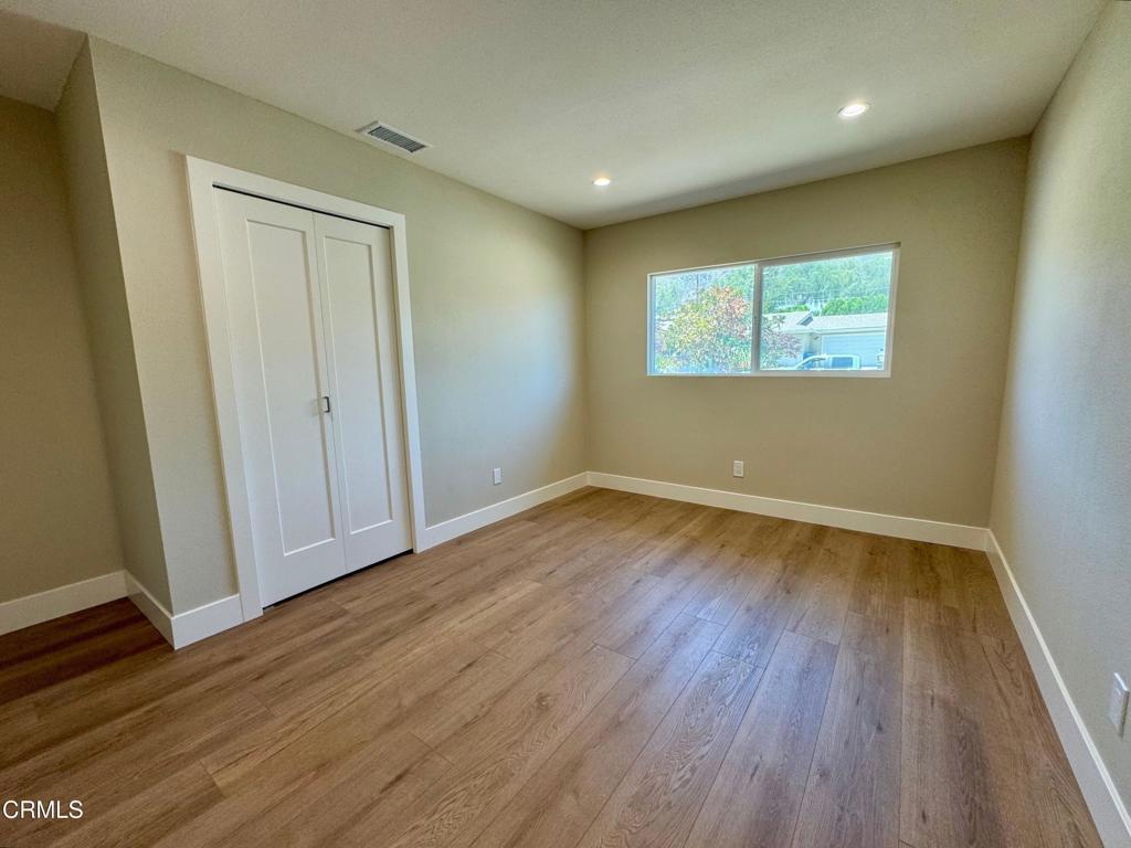 MLS #V1-33824 image #13