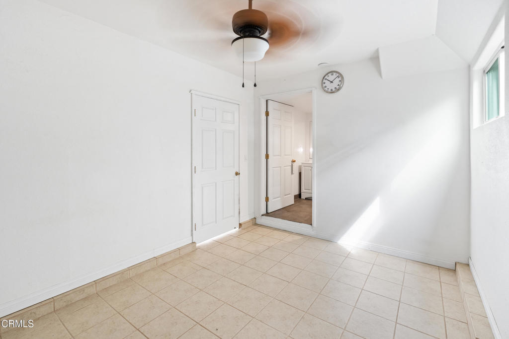 MLS #V1-33831 image #31