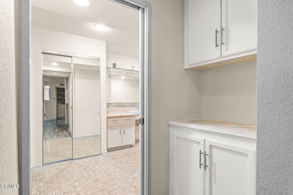 MLS #V1-33834 image #18