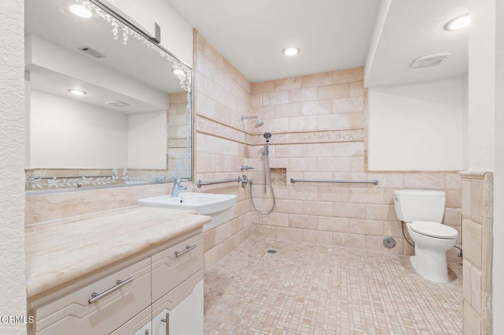 MLS #V1-33834 image #22