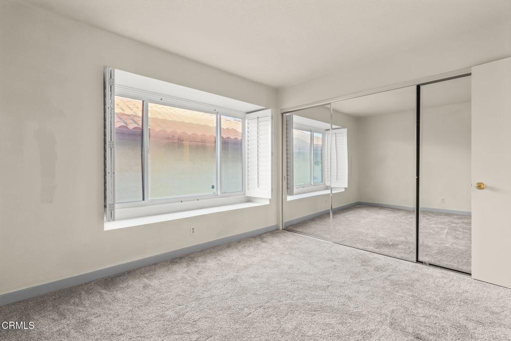 MLS #V1-33834 image #28