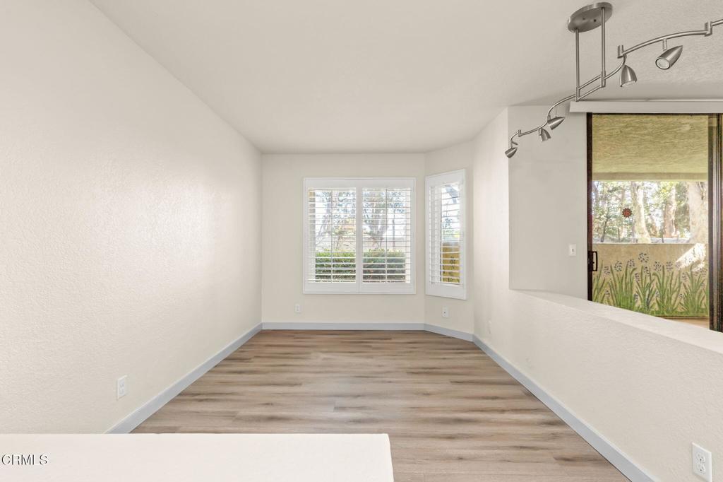 MLS #V1-33834 image #5