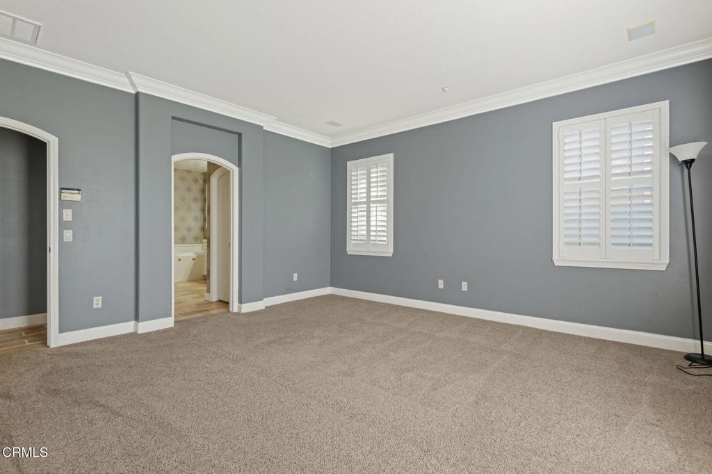 MLS #V1-33838 image #15