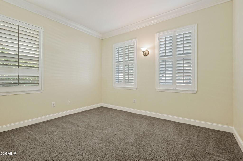 MLS #V1-33838 image #18