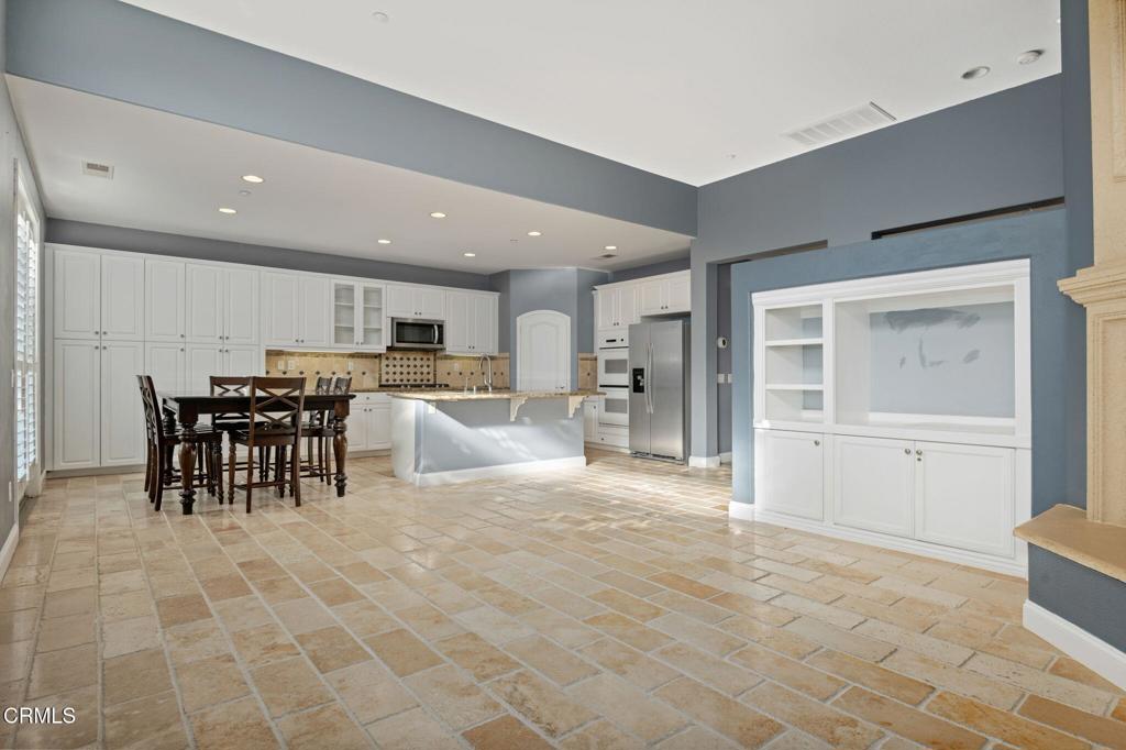 MLS #V1-33838 image #4