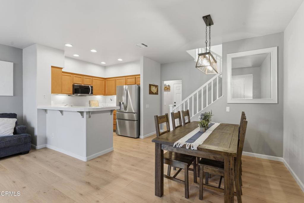 MLS #V1-33854 image #3