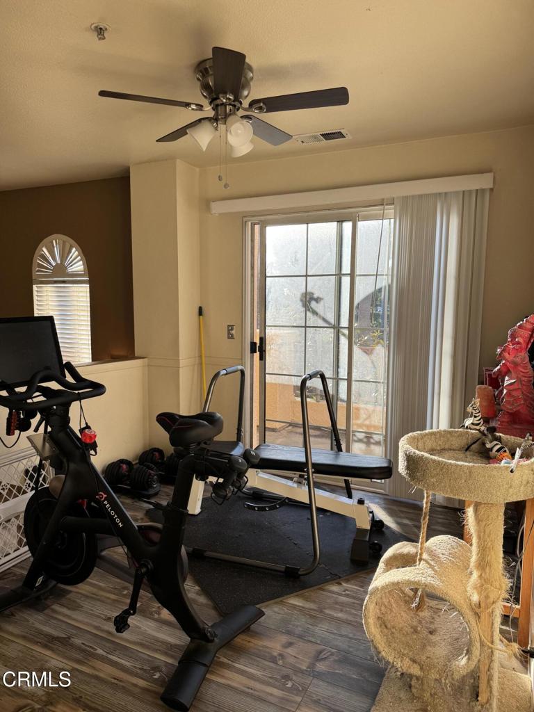 MLS #V1-33868 image #10