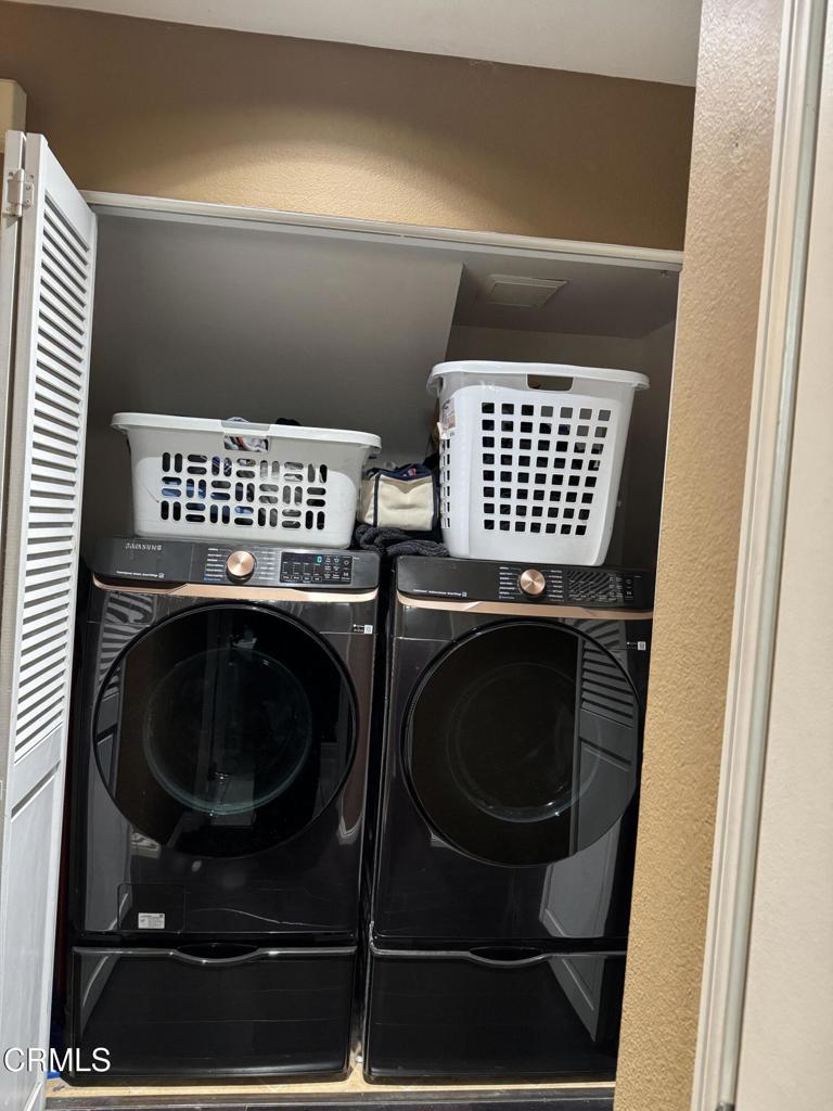 MLS #V1-33868 image #29