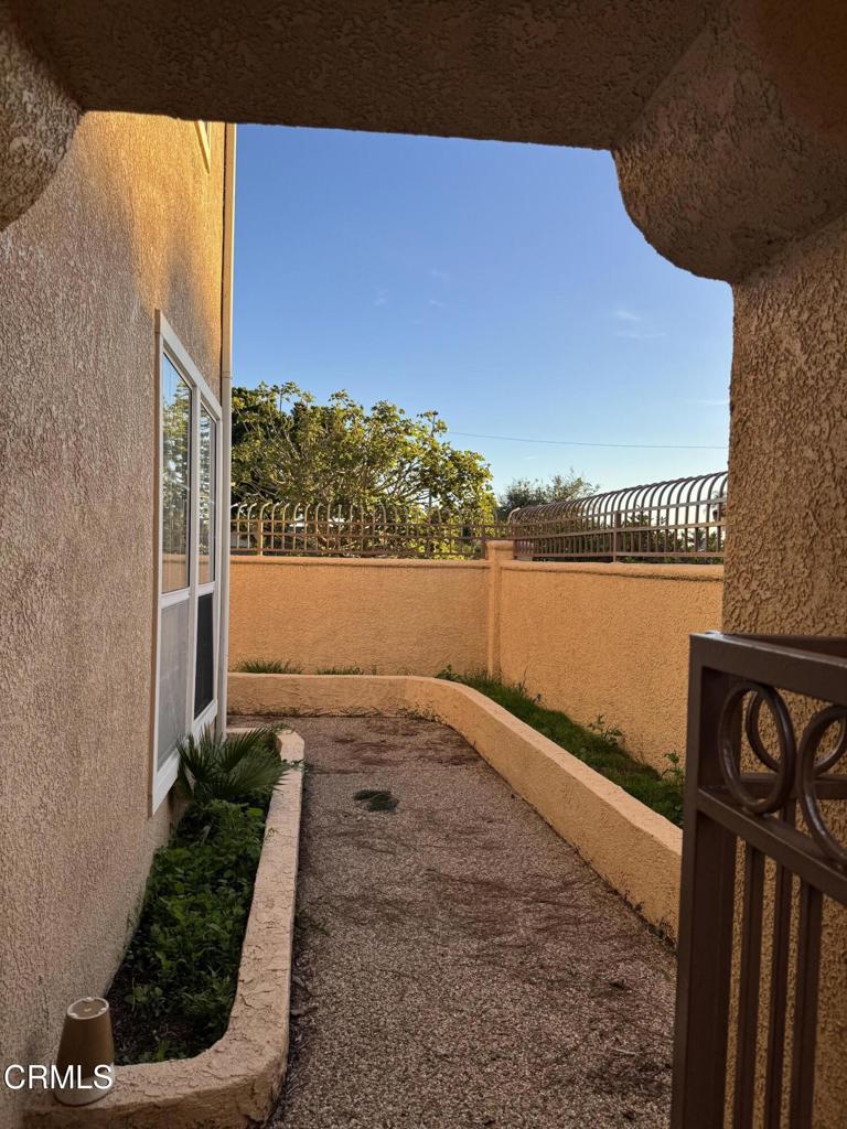 MLS #V1-33868 image #35