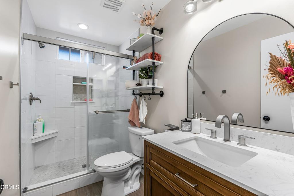 MLS #V1-33877 image #17