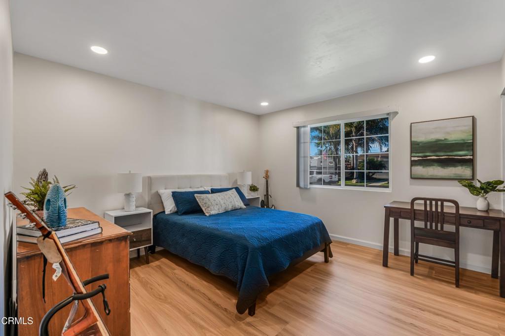 MLS #V1-33877 image #18