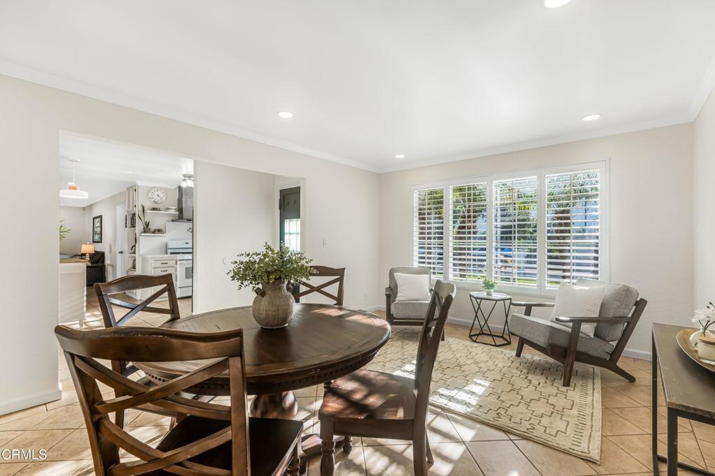 MLS #V1-33877 image #7