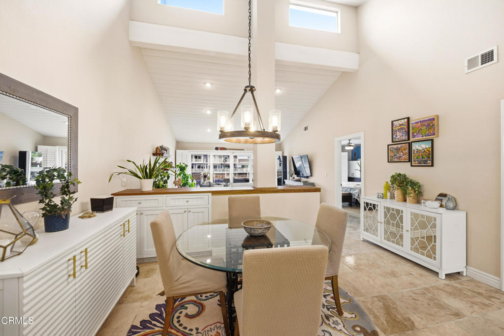 MLS #V1-33884 image #11