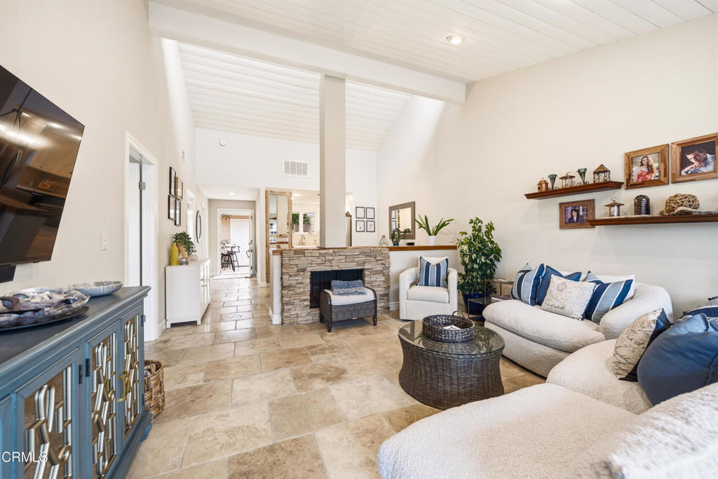 MLS #V1-33884 image #17