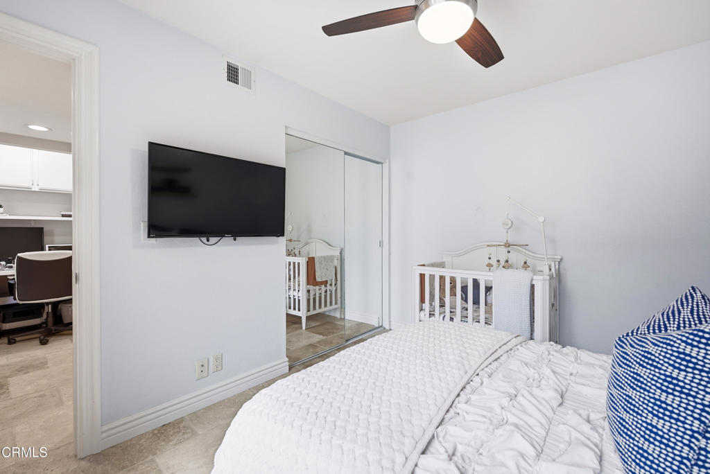 MLS #V1-33884 image #31