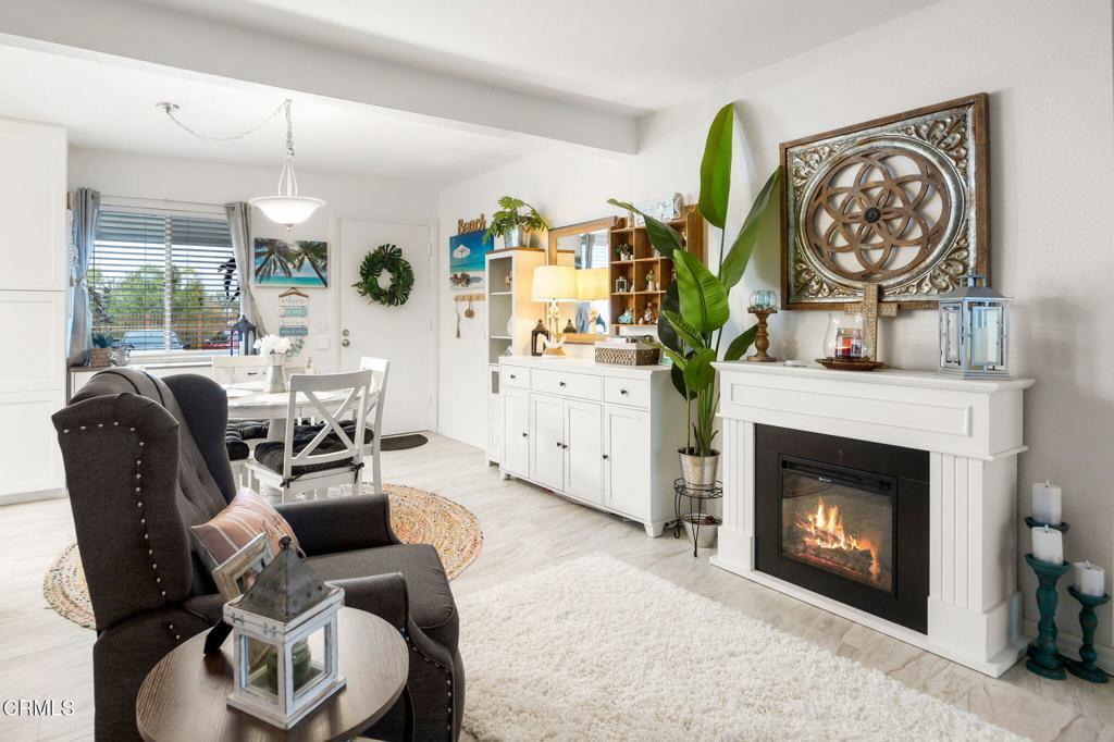 MLS #V1-33919 image #10