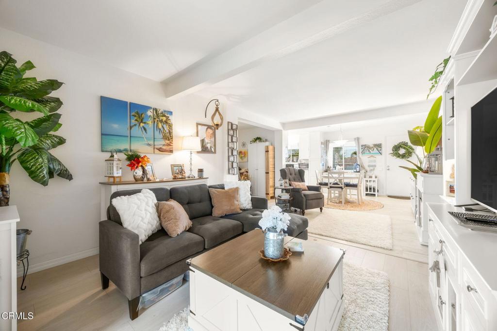 MLS #V1-33919 image #11